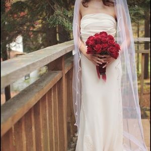 Lowon Pope bespoke wedding dress